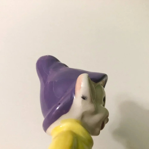 Vintage Dopey Figurine Ceramic Snow White 4 Inch Tall Figure  Japan - Picture 7 of 16